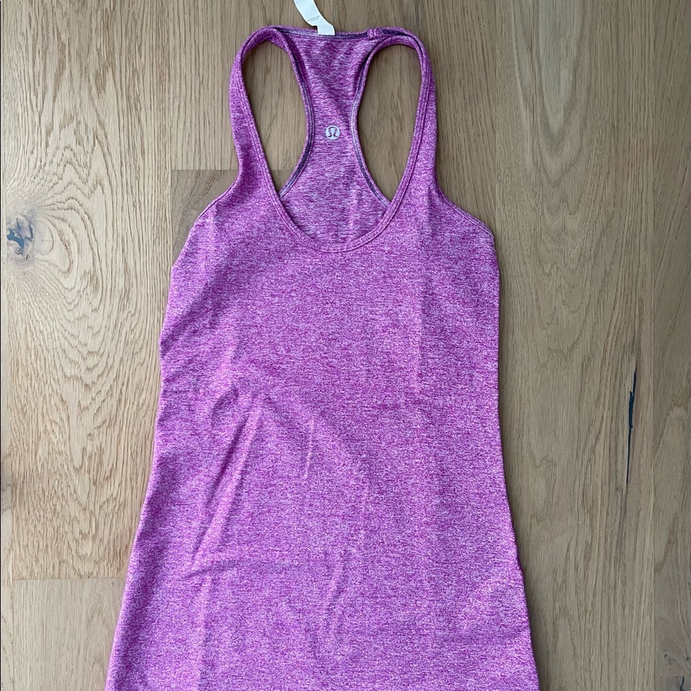 LIKE NEW! Lululemon Tank Size 4 (pink/purple)
